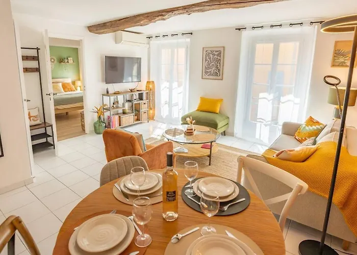 Center Air-conditioned Parking * Sainte-Maxime