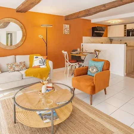 Center Air-conditioned Parking Apartment Sainte-Maxime