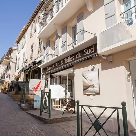 Center Air-conditioned Parking Sainte-Maxime