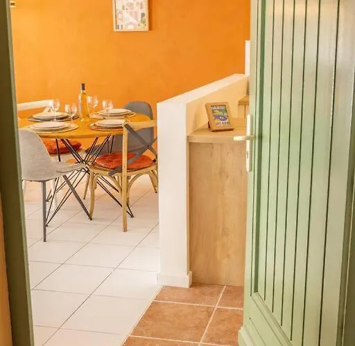 Center Air-conditioned Parking Sainte-Maxime